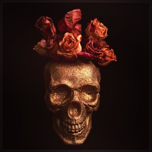 Moan Elisa - Think Happy Thoughts (2019)