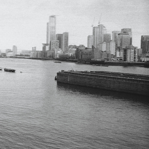 Girls In Synthesis - Now Here's An Echo From Your Future (2020)