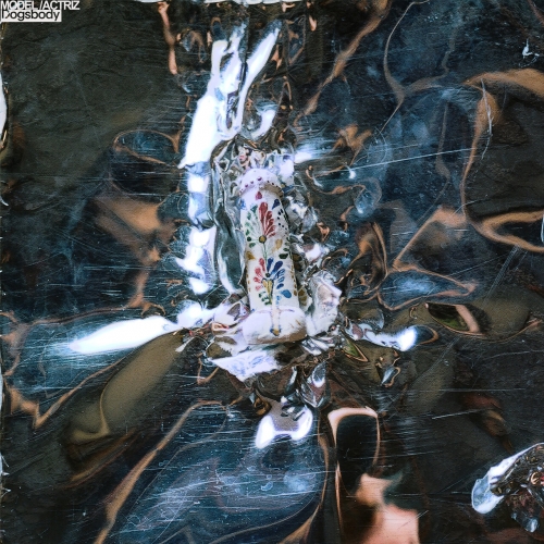 Model/Actriz - Dogsbody (2023)