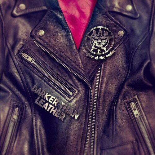 Knights of the Realm - Darker Than Leather (Japan Edition) (2024) 320|FLAC|Hi-Res