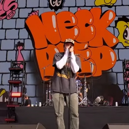 Neck Deep - Reading and Leeds Festival (2024) 1080p